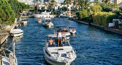 House in Empuriabrava Near Aiguamolls Reserve