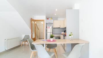 Mobile Home | Private kitchen