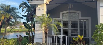Relax in my calm and stylish space. Enjoy the relaxing lakeview and heated pool.