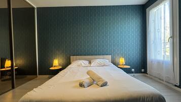 Apartment | 2 bedrooms, iron/ironing board