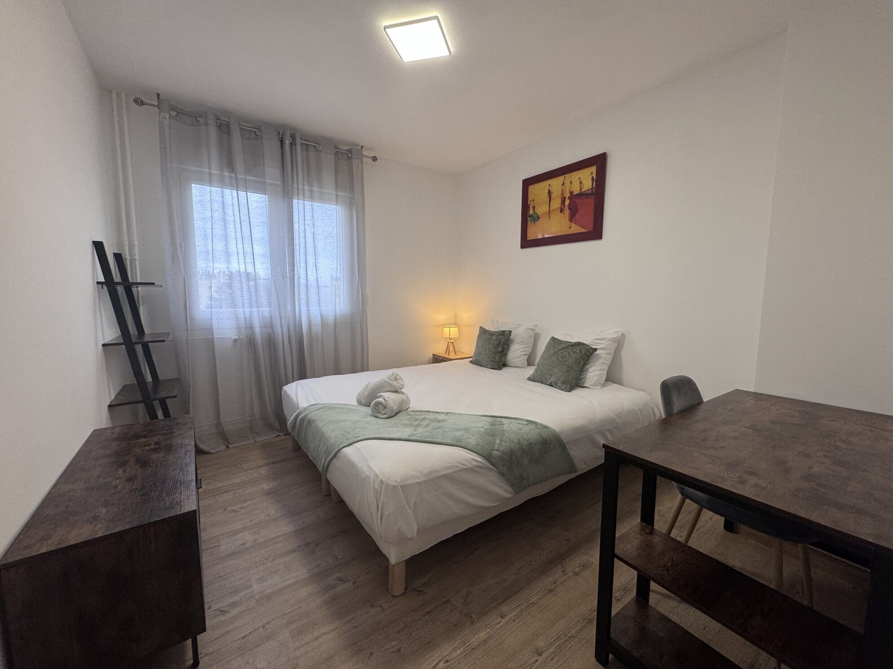 Apartemen | 2 kamar tidur dan setrika/meja setrika