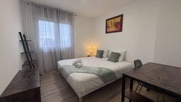 Apartemen | 2 kamar tidur dan setrika/meja setrika