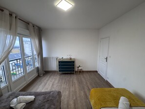 Apartment | 2 bedrooms, iron/ironing board