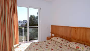 Appartement | 3 chambres, fer et planche Ă repasser