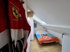 House | 1 bedroom