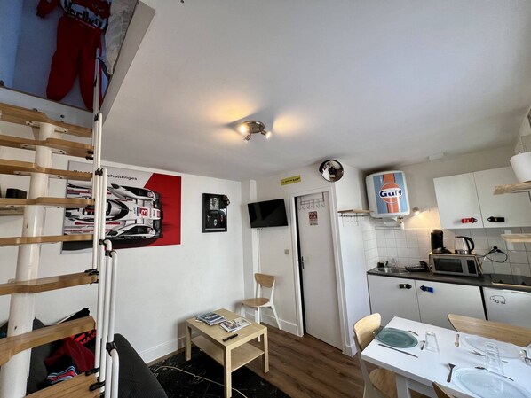 獨棟房屋 | 客廳