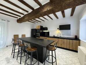House | Dining