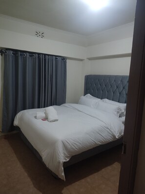 2 bedrooms, desk, iron/ironing board, free WiFi