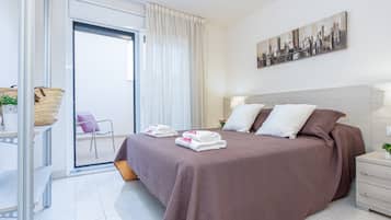 Departamento | 3 habitaciones y tabla de planchar con plancha