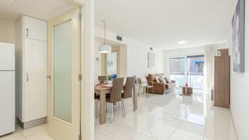 Apartment | Dining