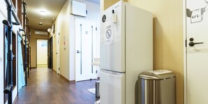 Hallway - KASHIWAJIMA VILLAGE - Hostel (Otsuki)