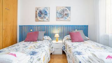 Apartment | 2 bedrooms, iron/ironing board