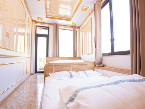 Deluxe Hà Giang Stay with AC, Scenic Views & Private Bath