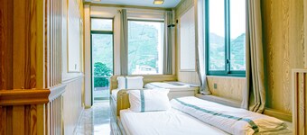 Deluxe Hà Giang Stay with AC, Scenic Views & Private Bath