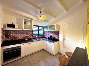 Microwave, oven, stovetop