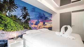 Apartment | 2 bedrooms, laptop workspace, iron/ironing board, bed sheets