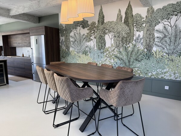 Villa | Dining