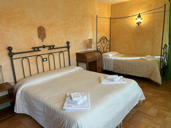 2 chambres, lit de bébé portatif, accÚs au Wi-Fi (inclus)