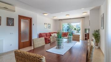 Villa | Restaurantes