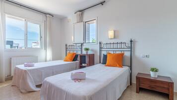 Villa | 5 bedrooms, iron/ironing board