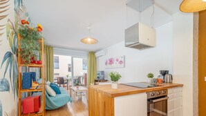 Apartment | Private kitchen - Apartment in Empuriabrava Near Sand Beach (Castello d'Empuries)
