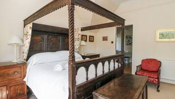 7 bedrooms, individually decorated, individually furnished, free WiFi