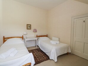 7 chambres, décoration personnalisée, ameublement personnalisé