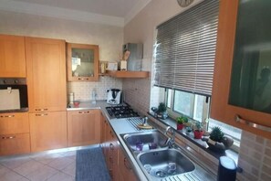 Dishwasher - La Bombonera  (Scalea)