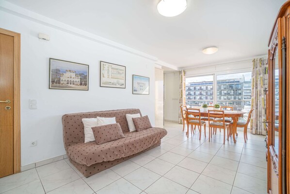 Apartment | Living area