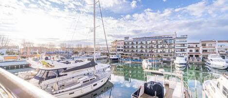 Apartment | Exterior