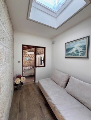 1 bedroom, iron/ironing board, travel cot, free WiFi - Brand new apartment by City Walls Dubrovnik - perfect for 2! (Dubrovnik)