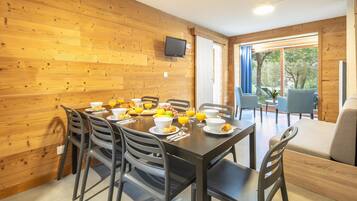 House | Tempat makan