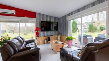 House | Living area