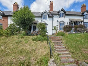 Unclassified image, 3 of 14, button