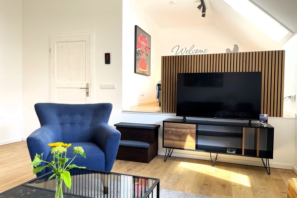 Wohnbereich mit Smart-TV