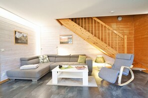 House | Living room