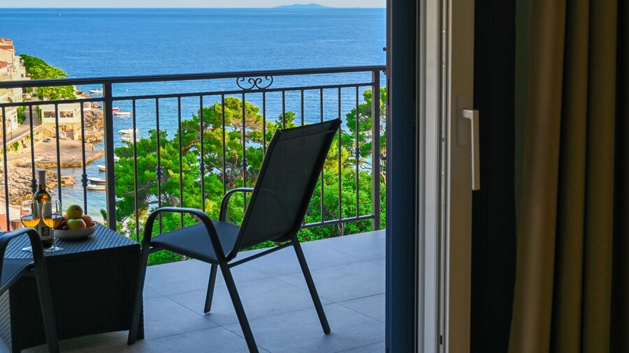 B&B Zora Panoramic View