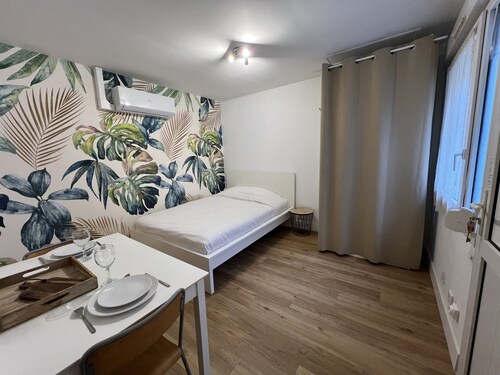 Apartment in Le Mans Near Old Town