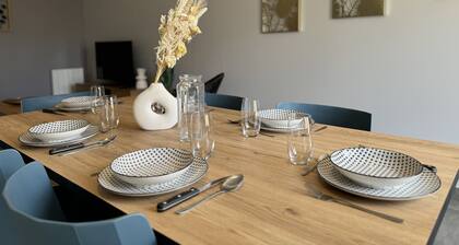 Bright & Practical Base for Motorsport Fans