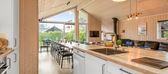 "Bernadine" - 500m from the sea by Interhome