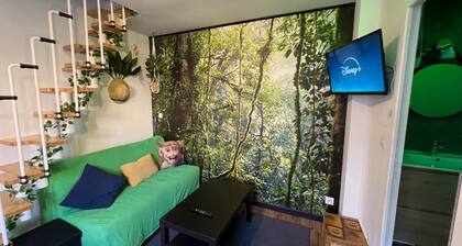 Quiet & Stylish Home With Garden