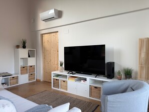Smart TV, stereo