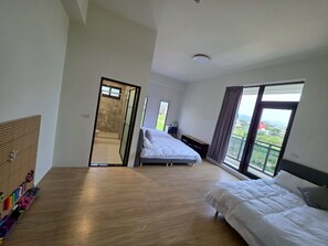 Superior Room, Multiple Beds, Courtyard View - Six Kids Family B&B  (Gongguan)