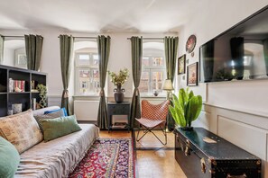 Smart-TV, bøker og musikkbibliotek