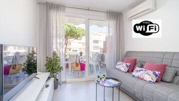 Apartment | Living area