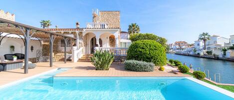 別墅 | 泳池 | 室內泳池、室外泳池