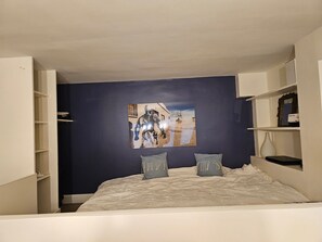 1 soveværelse, skrivebord, strygejern/strygebræt, Wi-Fi