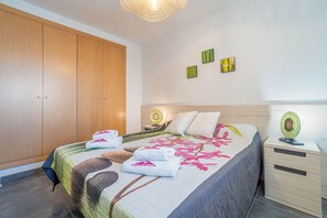 Appartement | 1 chambre, fer et planche à repasser