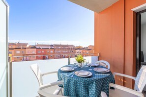 Leilighet | Utendørsservering