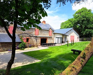Exterior - Le Clos Angèle, our charming cottage between land and ocean, in the heart of nature (Malville)